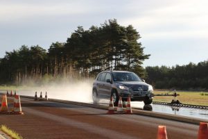 - TEST ADAC - 215/65 R16 H SUV – TEST LETNÝCH PNEUMATÍK 2017