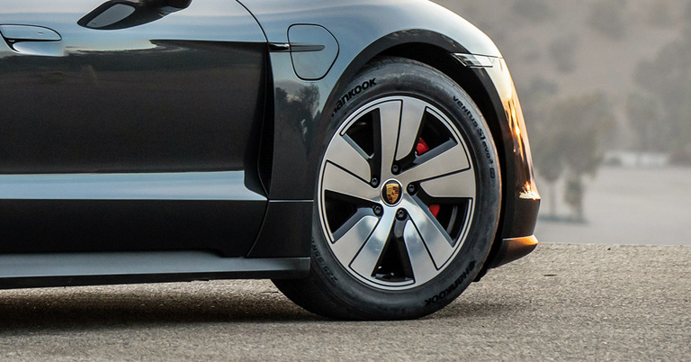 Hankook Porsche Taycan
