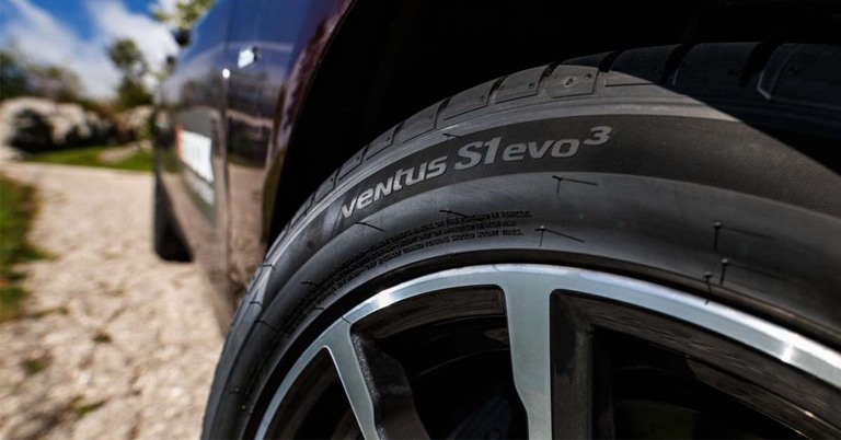 Hankook v testoch letných pneumatík 2022